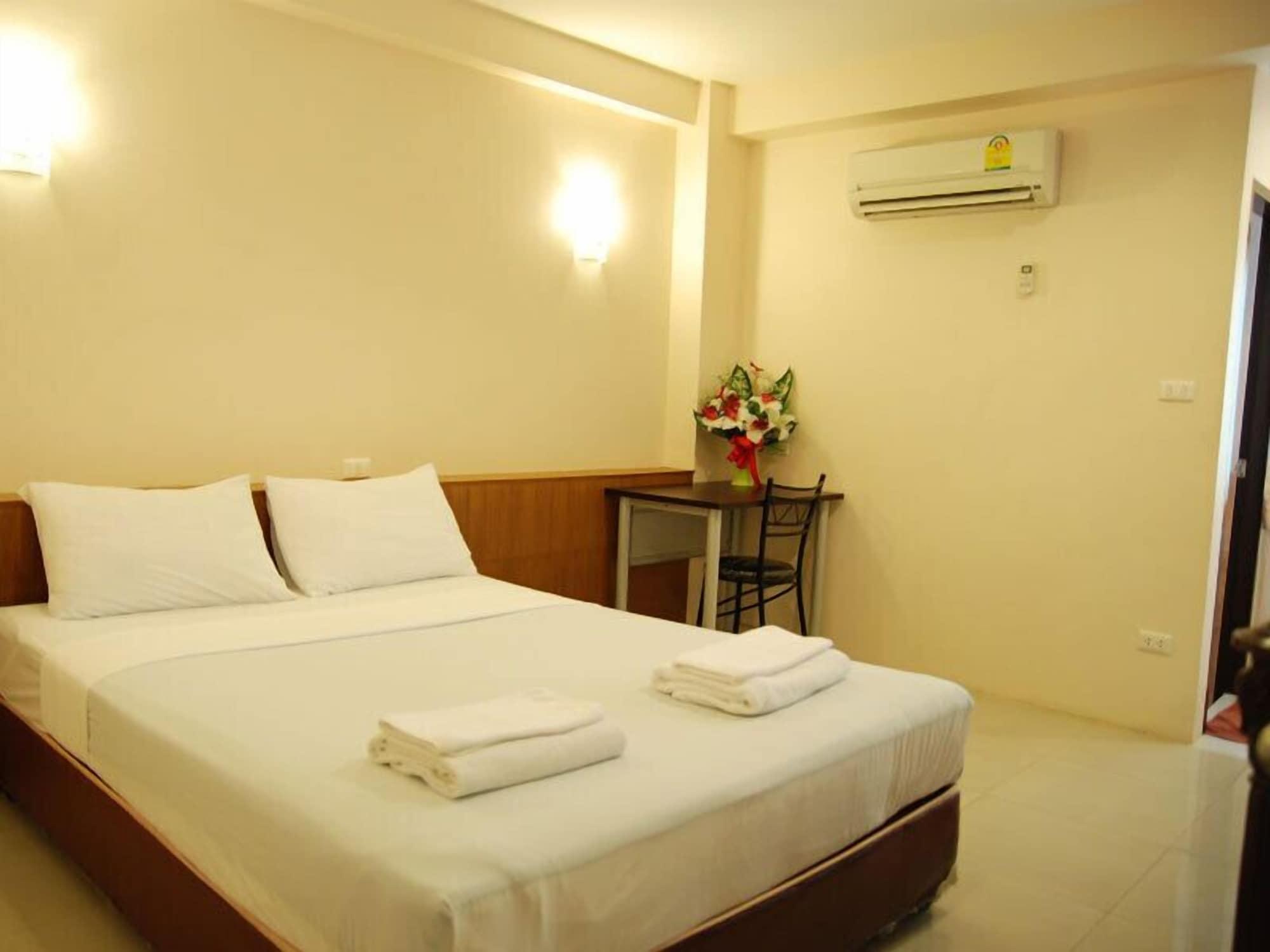 Hotel Rambuttri House Bangkok Esterno foto